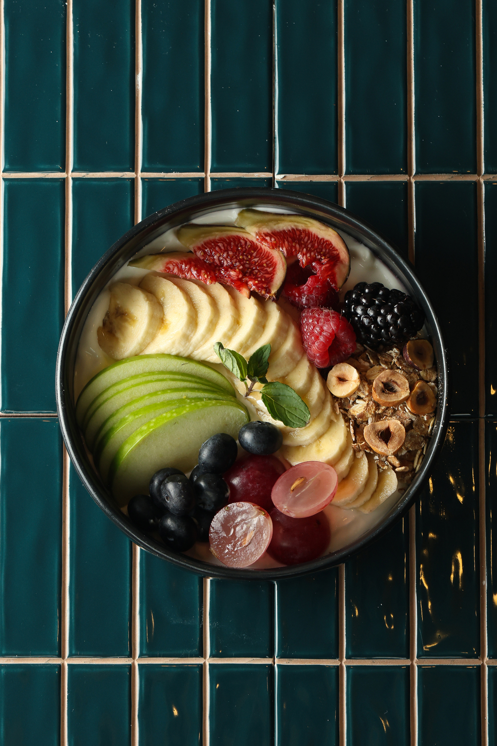 Bowl saludable de frutas y yogurt